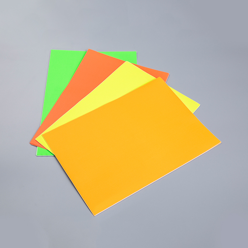 Papier fluorescent en feuille